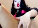 Gorgeous Brunette Babe Masturbates on Webcam