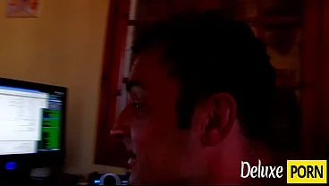 Curvy babe enjoying two cocks in her both holes