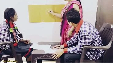 Desi young slim cute girl sex xxx porn video threesome beauty fucked group sex !