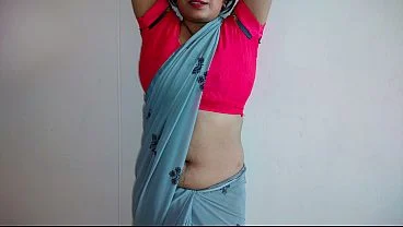 पुराने बॉयफ्रेंड ने प्रिया से ससुराल में जाकर मजा किया, उसकी सास xnxx के सामने