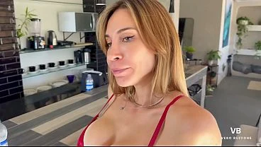 Esposa infiel busca sexo duro con el mejor amigo de su marido