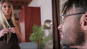 Girlfriend comforts bf by letting him fuck her in the ass