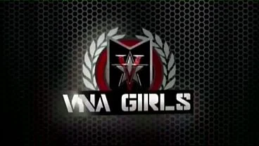 Lucky Hunk Derrick Pierce Eats & Bangs Sara Jay Mature Cunt!