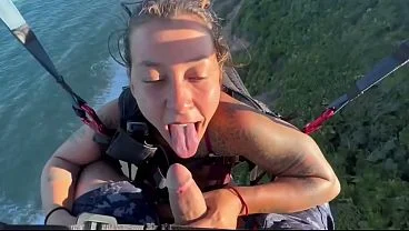 SEXO NAS ALTURAS TRANSDAO NO PARAPENTE