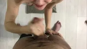 Amateur deepblowjob cum in mouth of a bitch
