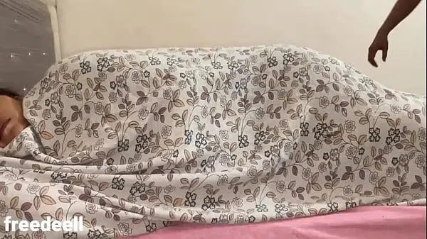 Pati ke Dost ne Jabardasti 2 Baar Choda