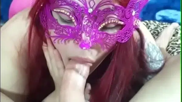 SEXY LUCHA GIRL DOES PORN