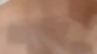 HENTAI 美少女 ななみちゃん💕jcっぽく撮ってみた💕jsにも見える？？💕パイパン💕素人 日本人のオナニーです💕ちっぱい好きな人集まれ💕