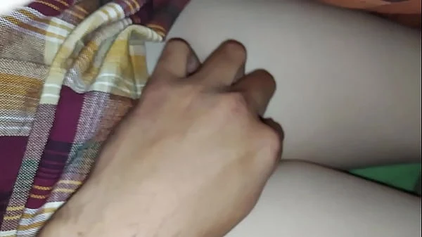 Padrino y ahijada teen colegiala follan a escondidas cuando familia descansa – Me dejan encargada a mi ahijada y me la culeo a escondidas no debemos hacer ruido o nos pueden descubrir! casero real, jovencitas